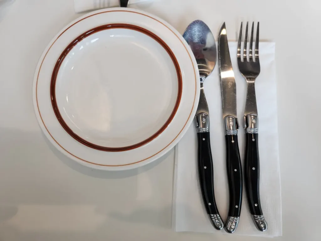 올데이태리 맛과 멋을 함께하는 상대동 파스타 맛집(11월 방문) 7 올데이태리 식기