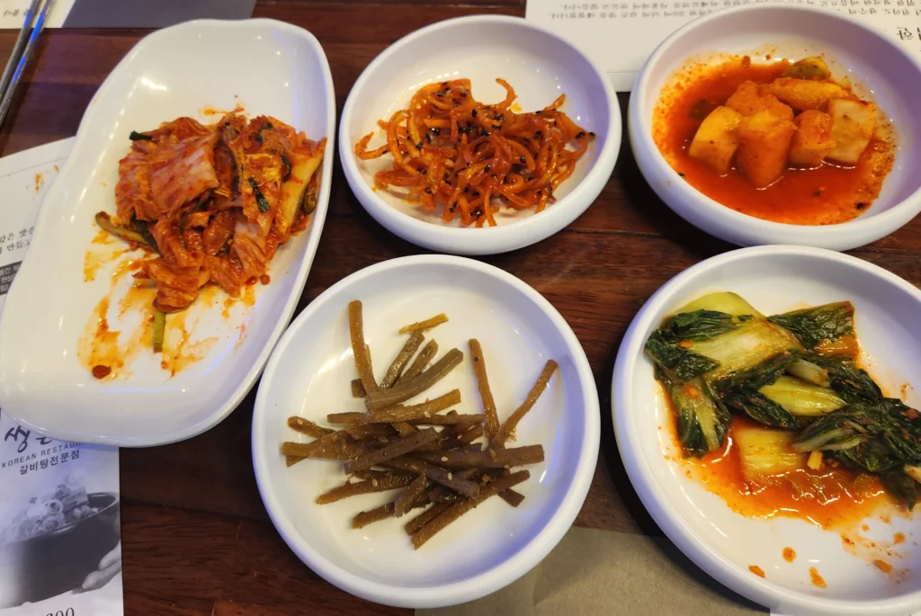 갈비탕의 깊은 맛을 찾아서 대전 원촌동 쌍촌본가 6 20240218 142154 1