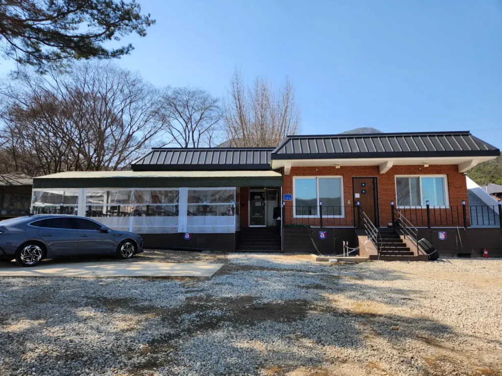 수덕사 인근 한우로 만든 다양한 음식이 있는 수덕산맥 3 수덕사