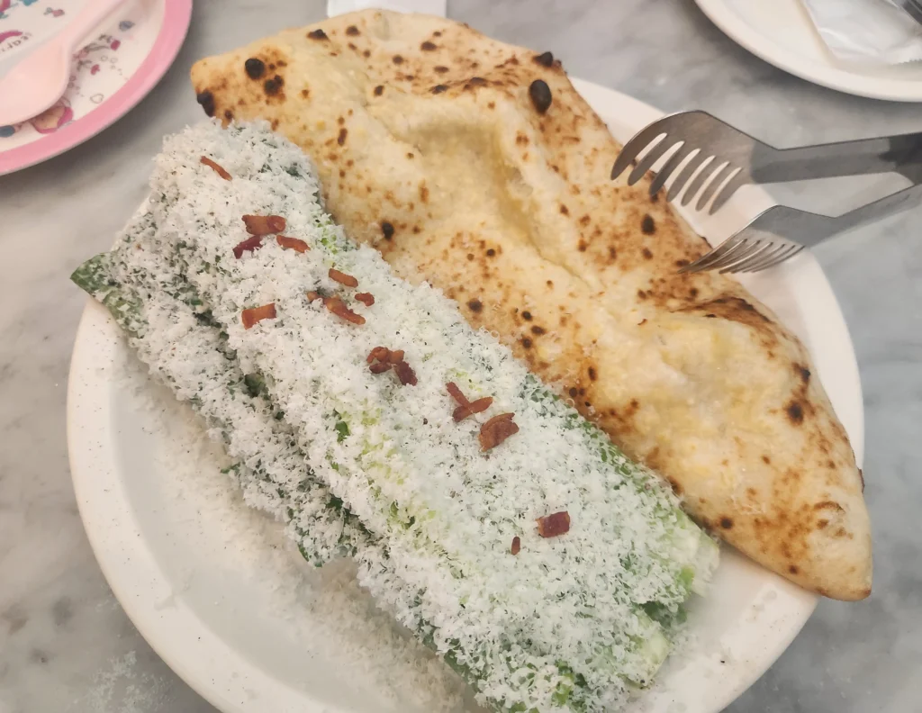 누오보나폴리 시저샐러드