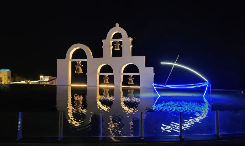 조명이 켜진 쏠비치 삼척