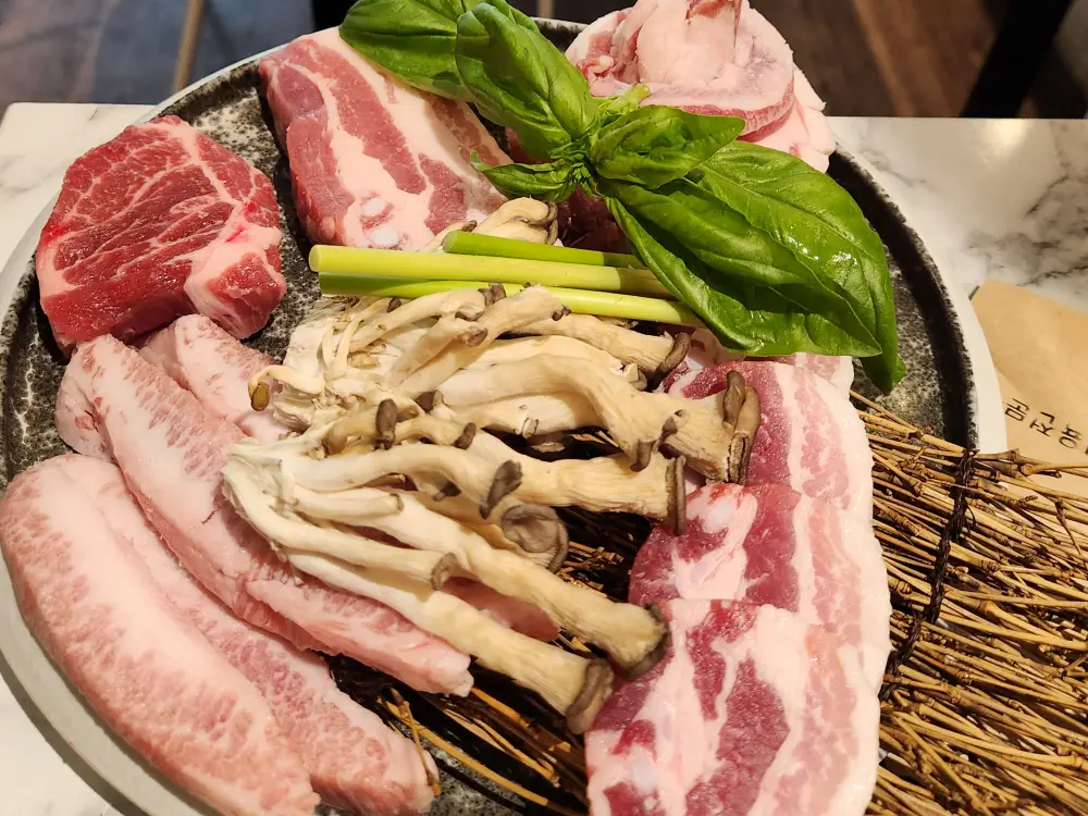 거제도 지세포 맛집 곳간504 삼겹살 플레이팅