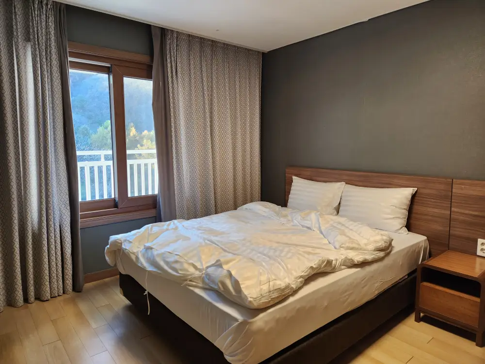 비발디파크 소노벨 객실 컨디션 및 침구 상태